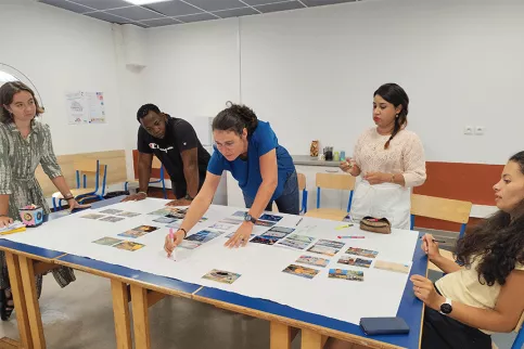 Salariés et enseignants autour de la conception de la fresque du climat